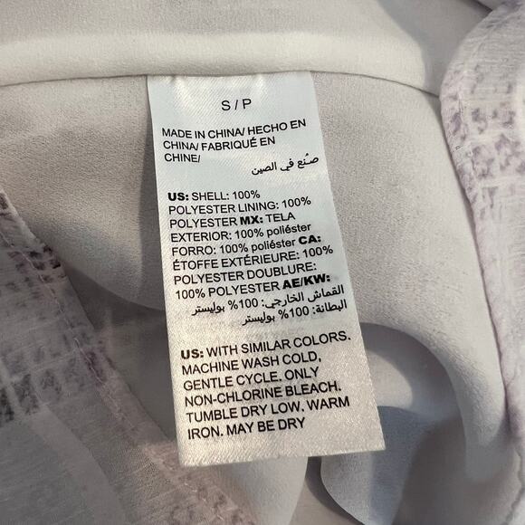 White House Black Market snake print halter tank white lavender high mock neck - Picture 7 of 7